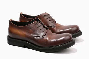 Ameerika retro mehed on suured kingad pestud vana lihtne derby vabaaja jalatsid paksu põhjaga tõusulaine Meeste Ring Varbad Suurendada Käsitöö Kingad